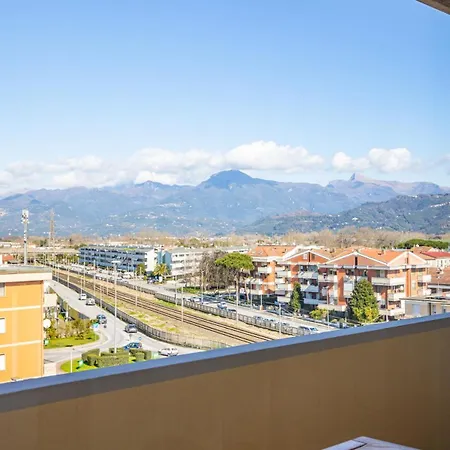 Chez Ale, With Panoramic Terrace In דירה *